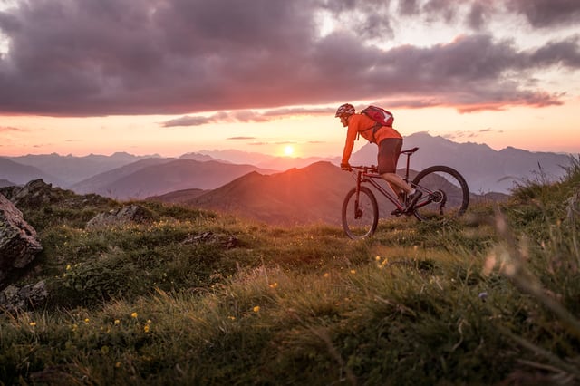 <p>From bikes to pannier bags, this kit will help you get from A to B beautifully</p>