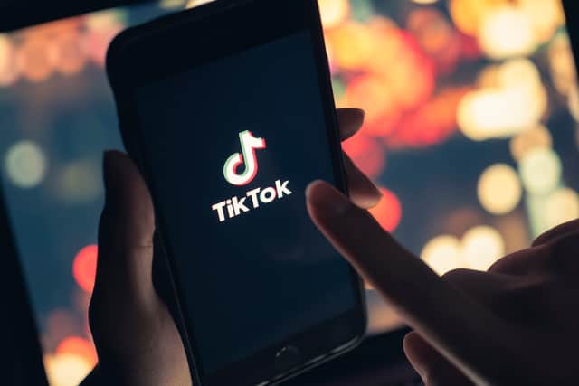A new trend doing the rounds on Tiktok claims to improve your sleep by listening to  ‘colour noise’ 