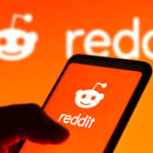 The Reddit app has gone down leaving hundreds unable to access the site on their phones