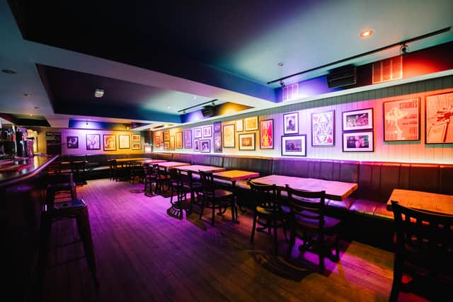 King Tut’s Wah Wah Hut was where Alan McGee first spotted Oasis, signing them to Creation and releasing ‘Definitely Maybe’
