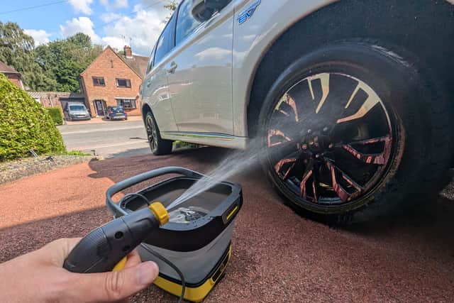 The Kärcher OC 3 Foldable Portable Cleaner