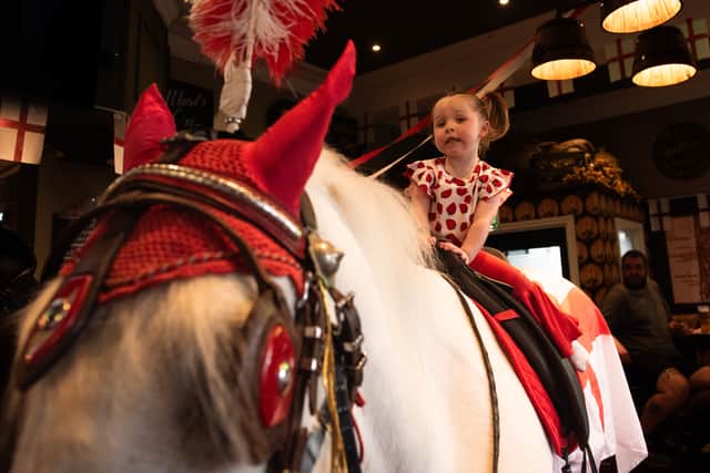 Kids loved petting the horse at Bloomfield Brewhouse