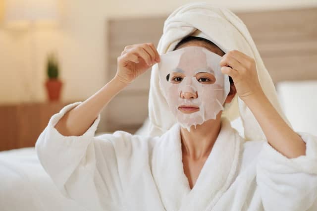 8 must-have beauty essentials for some aeroplane pamper time