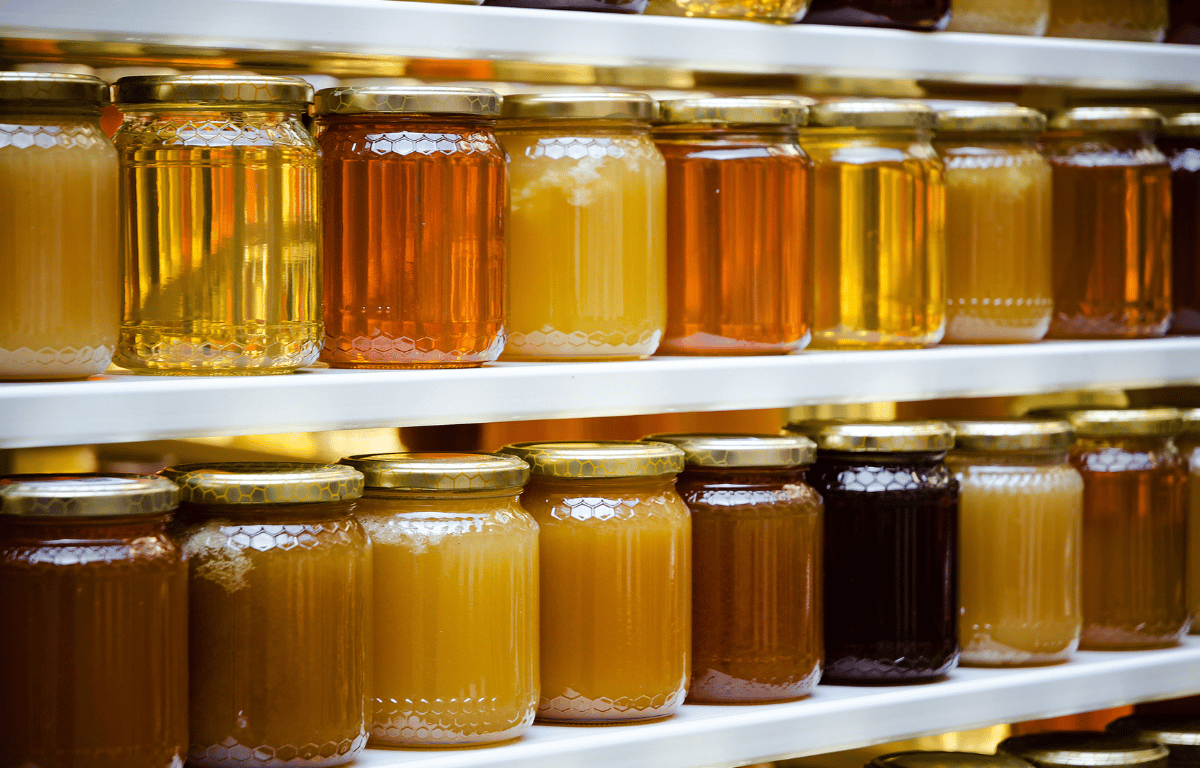 Nearly half of UK honey is fake - here’s how to spot a counterfeit Manuka jar