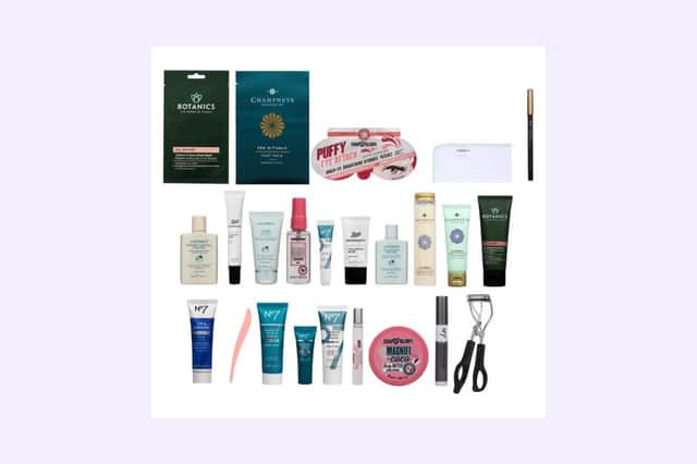 24 Amazing beauty products in the Joy Beauty Advent Calendar