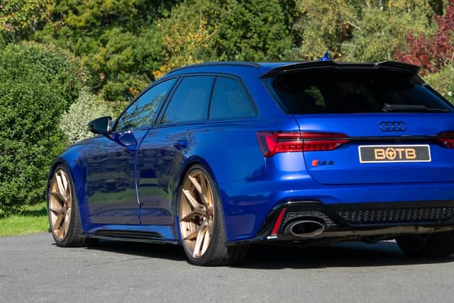 The twin-turbo V8 engine sounds amazing
