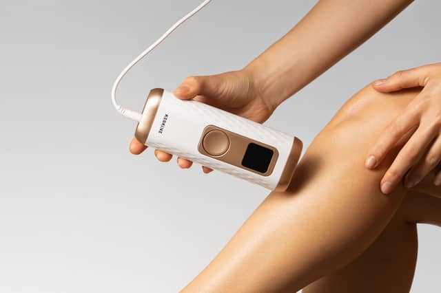 With the Keskine IPL machine you can get long-lasting hair removal at home, without having to visit a salon or wait for an appointment.