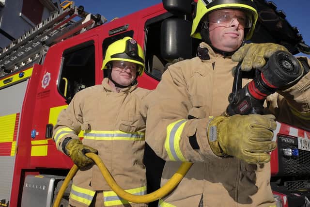 Rich Hodgson and crew manager Martin Imeson. Picture by Richard Ponter