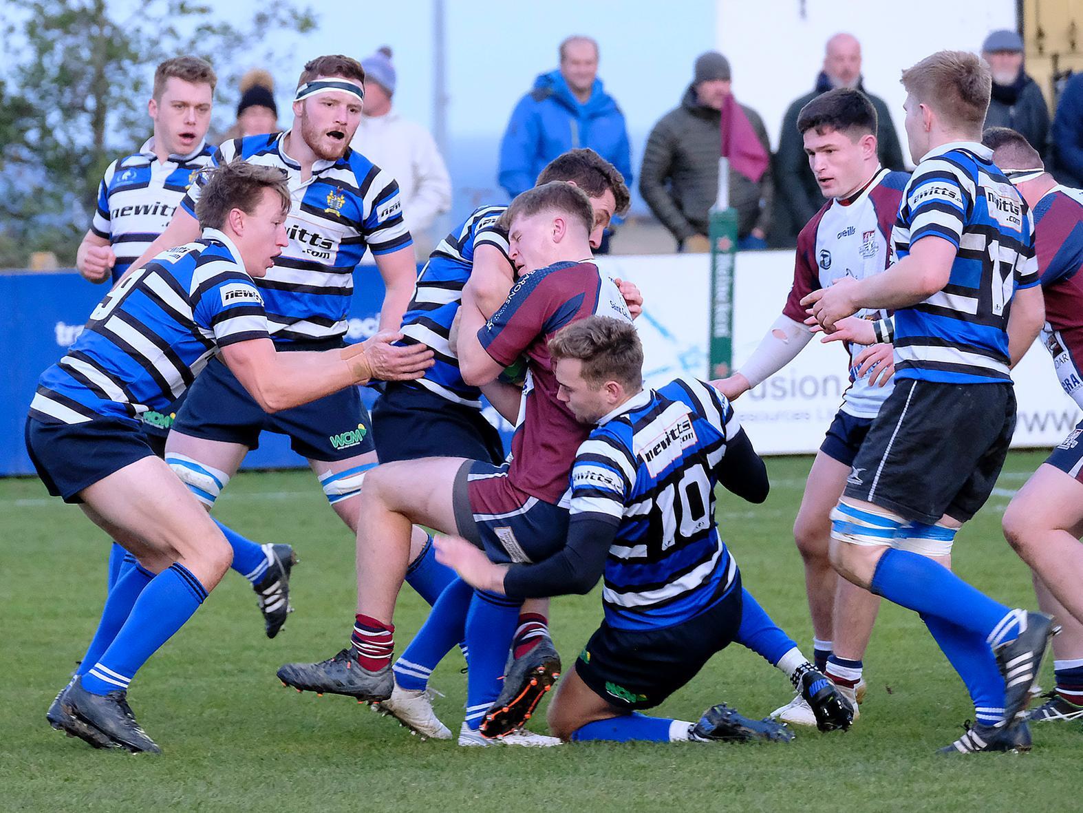 Scarborough RUFC 32-16 Driffield RUFC / Pictures by Richard Ponter