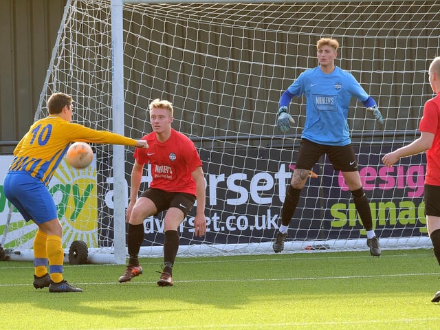 Itis Itis Rovers 3-1 Seamer / Pictures by Richard Ponter