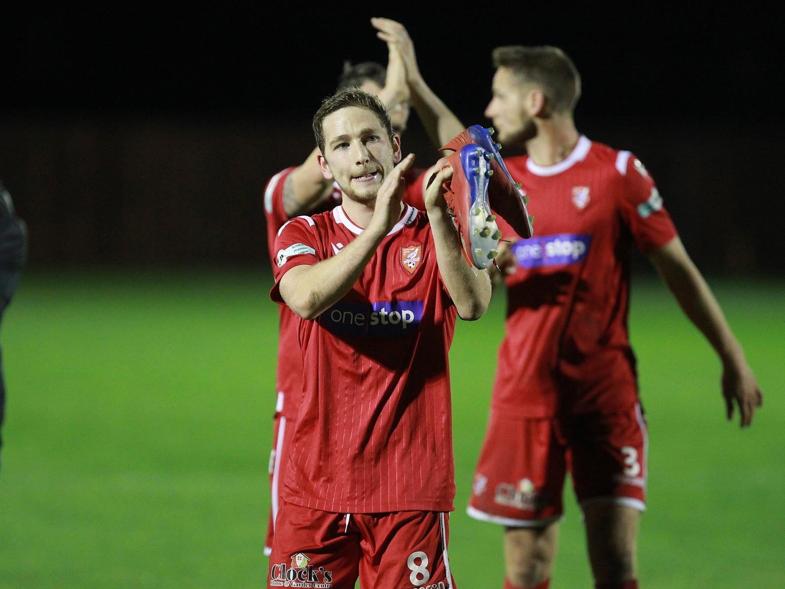 Chris Dawson to reject trio and stick with Scarborough Athletic The