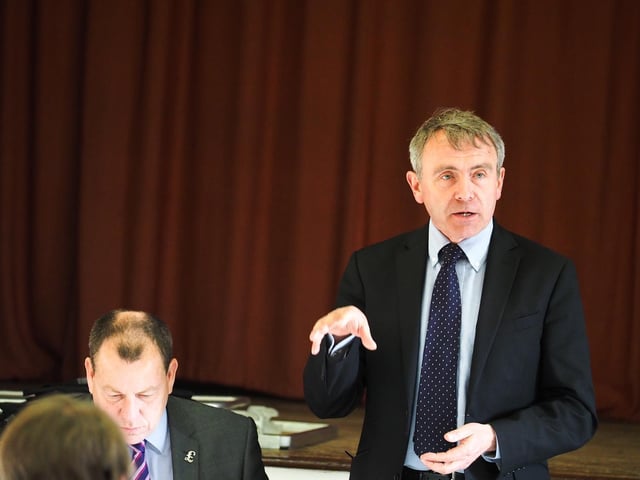 Robert Goodwill retained his seat with a majority of 6,200 votes.