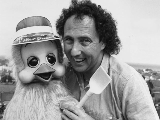 In the 80s acts didnt come for an evening they came for the summer! Like Keith and Orville at the Opera House in 1982.