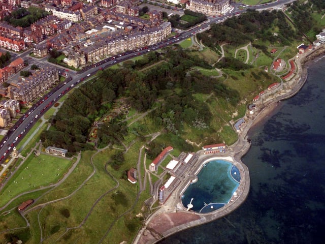 This didnt close until the end of the decade in 1989 so there was plenty of days spent diving into the pool looking out over the South Bay.