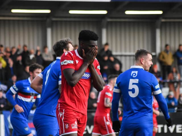 Isaac Assenso has suffered a knee injury