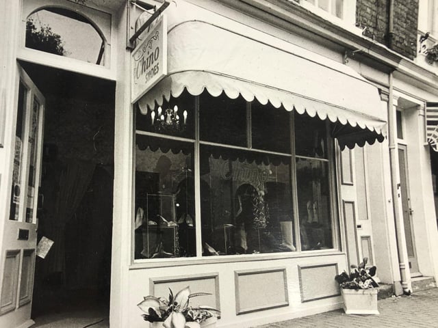 Chino shoes in 1986 - did you buy a pair of shoes from here?