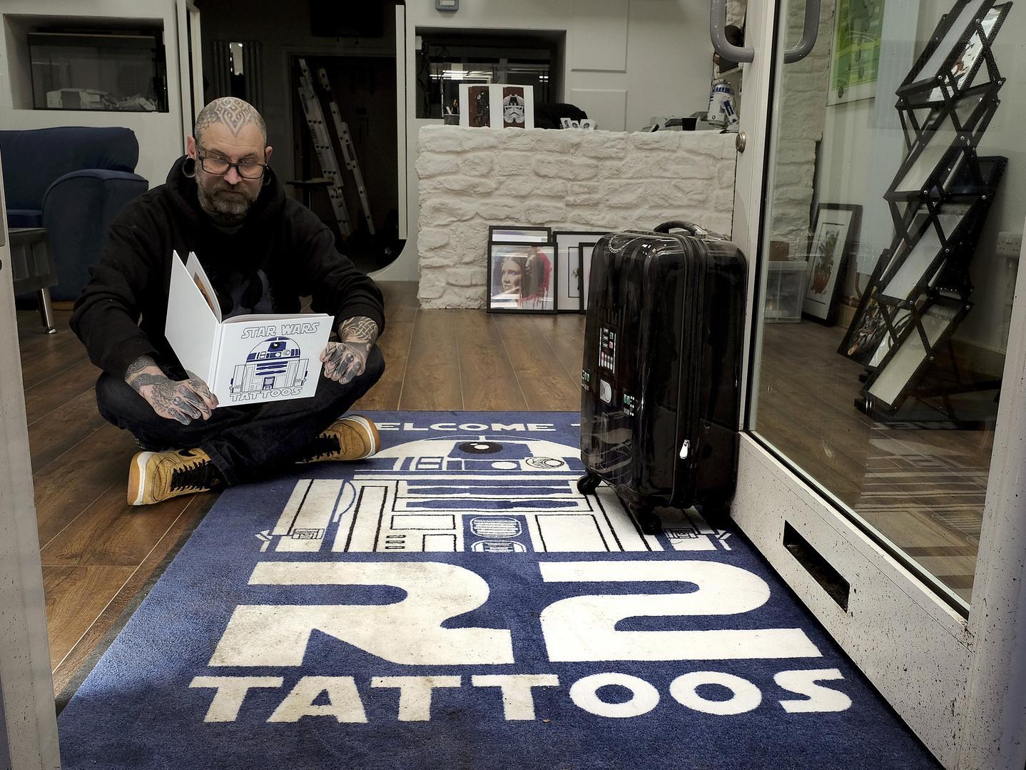 Inside R2 Tattoos.