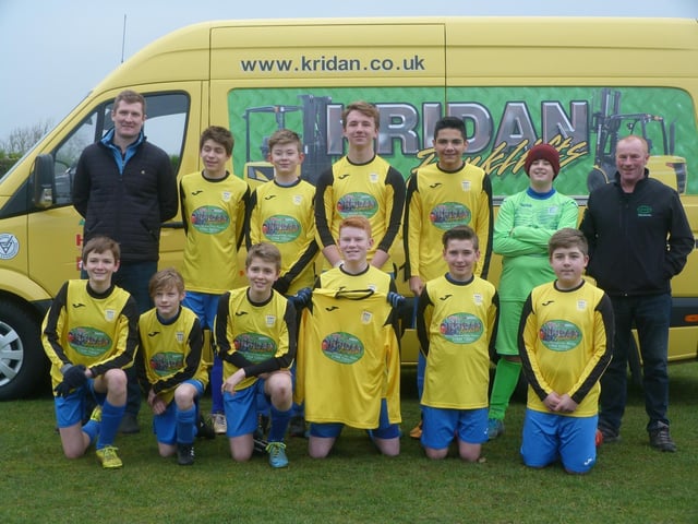 Recognise anyone? Tweet us @SN_Sport