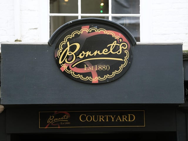 The sign on Huntriss Row.