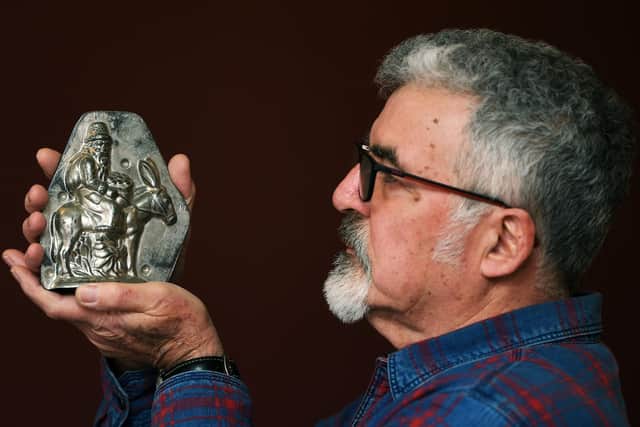 John Fairbank with an original mould. Picture: JPI Media/ Jonathan Gawthorpe