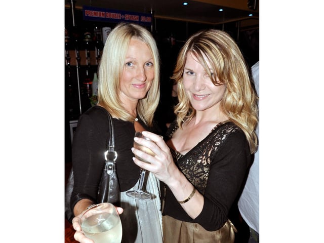 Mandy and Kaz in Quids Inn on a Saturday night.