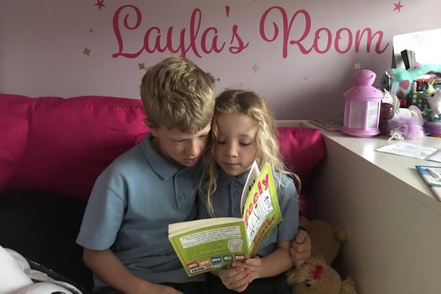 Layla Appleyard, age 6,has taken to YouTube to help boost morale and motivation during the lockdown.
In the video, she enthusiastically presents her school closure routine, filled with tips on how to avoid cabin fever and keep a healthy routine during isolation and social distanc