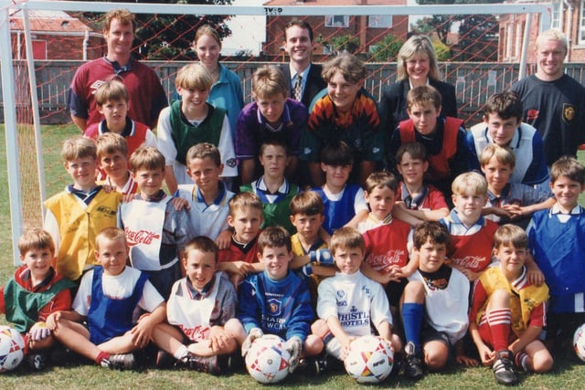 Do you recognise anyone in this photo?