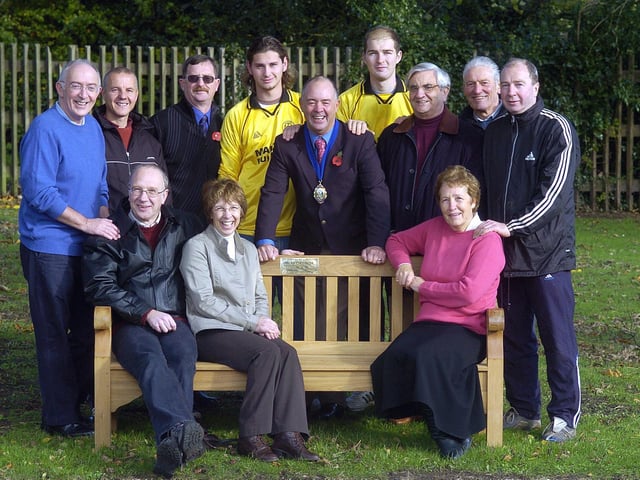 Do you recognise anyone in this week's Retro Spotlight? Tweet us @SN_Sport