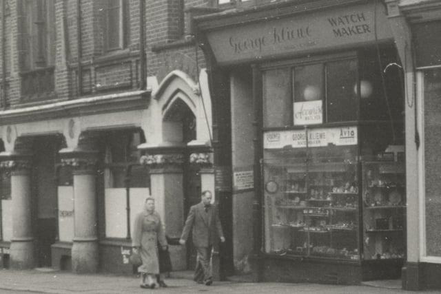 The building which now houses Plau, pictured in 1962, when it was a watchmaker's shop.