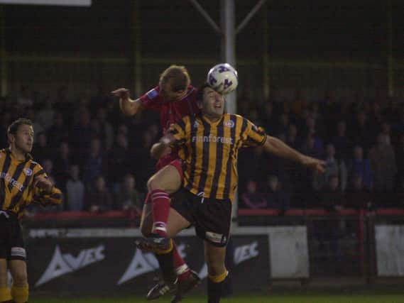 Paul Ellender in action for Boston United at Scarborough in 2002