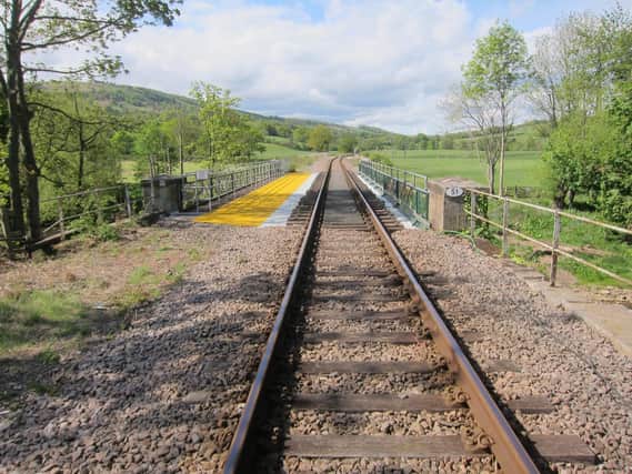 Network Rail issue urgent warning for walkers to stay off railway