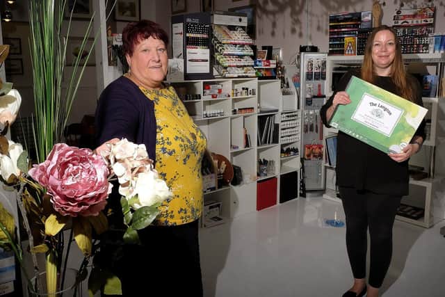 Delia Prudence and Jae Bostock in the bigger Art Room