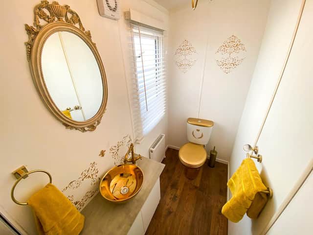 The "golden throne" bathrooms in the The Royal Caravan in Cayton Bay, Scarborough. Copyright: Parkdean resorts