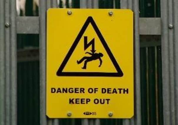 An electricity danger of death sign.