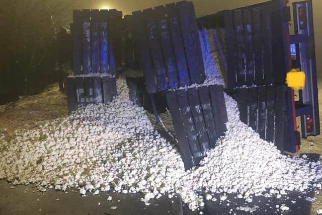 The road was covered in caulis.