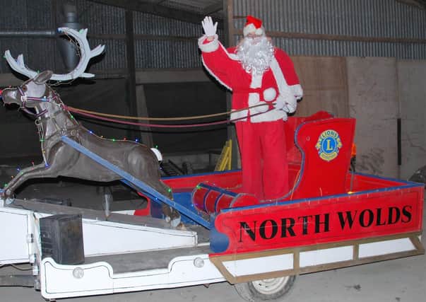 This year, due to social distancing, the North Wolds Lions sleigh with Santa on board will just be doing a “non stop” run through the villages.