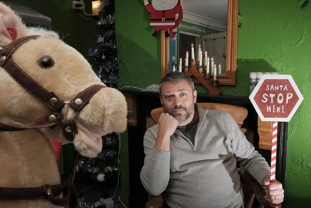 60 minutes to save Christmas? No problem.
