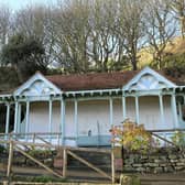The shelter in South Cliff Gardens