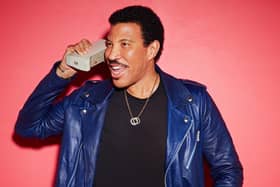Lionel Richie.