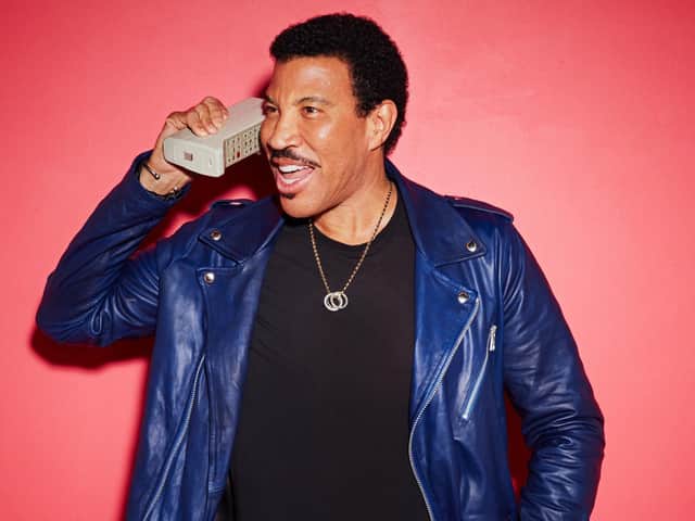 Lionel Richie.