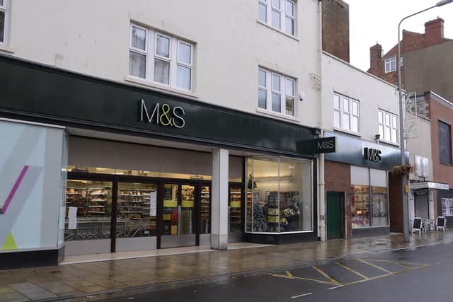 East Riding councillors have approved plans to convert a former Bridlington Marks and Spencer into a pub, restaurant and adult gaming centre despite concerns it could fuel gambling.
