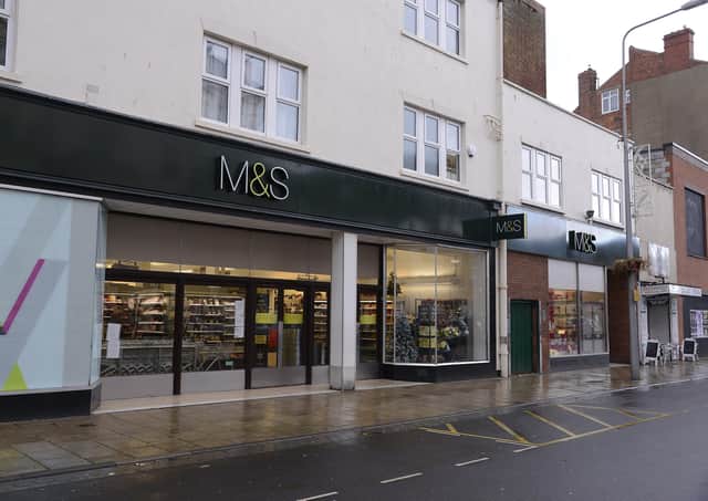 East Riding councillors have approved plans to convert a former Bridlington Marks and Spencer into a pub, restaurant and adult gaming centre despite concerns it could fuel gambling.