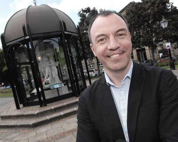 Harrogate leader Richard Cooper criticised North Yorkshire's Carl Les and City of York's Keith Aspden after Coun Aspden put himself forward to be the vice-chair of the Yorkshire and Humber Climate Change Commission.