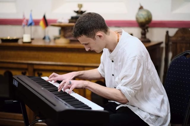 Composer/pianist Xander Armstrong will perform Nosferatu A Symphony Of Horror - the original 1922 silent film - at the Scarborough Unitarian Church