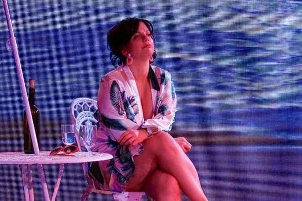 The iconic one woman play Shirley Valentine will be performed at Bridlington's Spotlight Theatre.