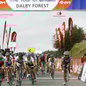 Racers at the line in the Dalby Forest finish from 2008
