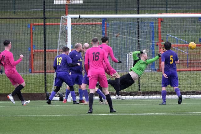 Goal Sports 2 Cayton Corinthians 6
Photos by Richard Ponter