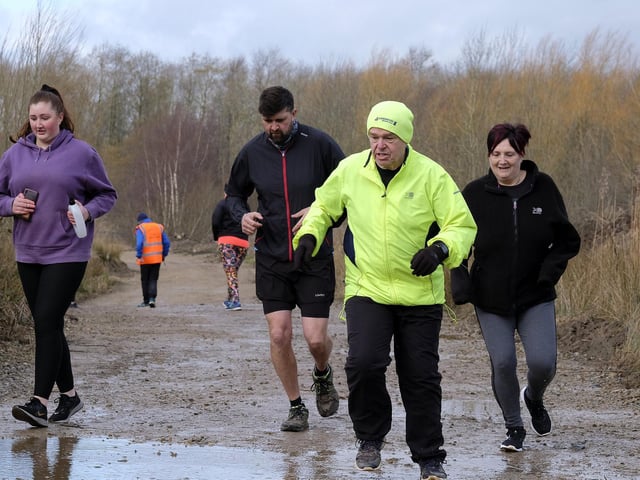 Dodging the puddles at North Yorkshire Water Park parkrun

Photo by Richard Ponter