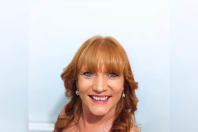 Sandy Smith has been singing and performing to audiences for most of her life. Her first public performance when she was five at Castle Howard in front of Les Dawson