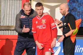 Louis Beckett is given his final instructions by boss Brett Agnew before coming on for his Bridlington Town debut in the 0-0 draw at home to Stocksbridge

Photo by Dom Taylor